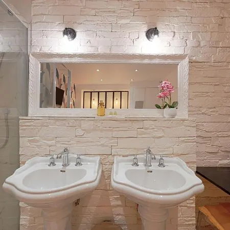 Apartment Cosy And Modern Updated Studio *